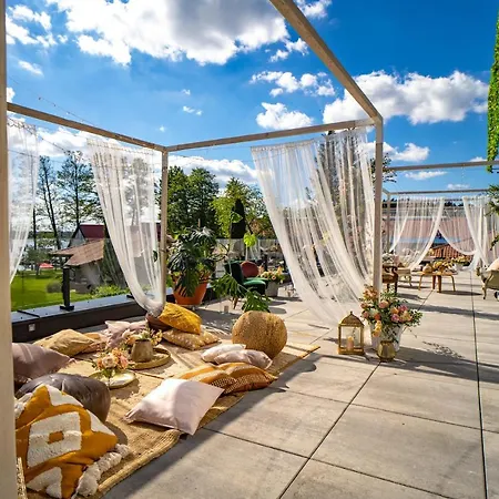 Mazurski Raj Szálloda 4*