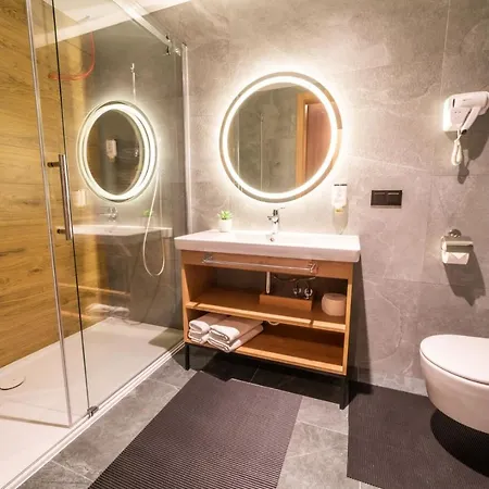 Mazurski Raj - Hotel, Marina&spa 4*