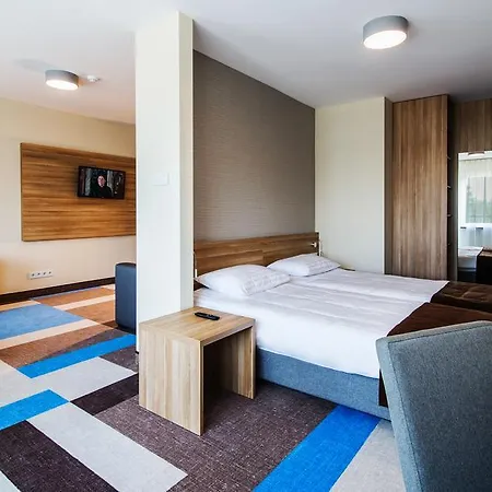 Mazurski Raj - Hotel, Marina & Hotel