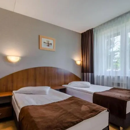 Hotel Mazurski Raj - Hotel, Marina &