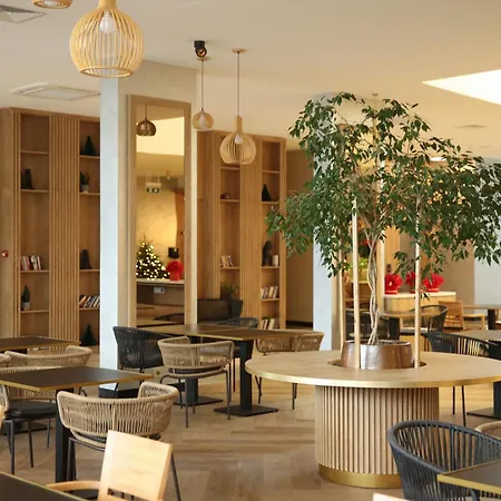 Hotel Mazurski Raj - Hotel, Marina&spa