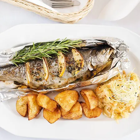 Mazurski Raj - Hotel, Marina&spa