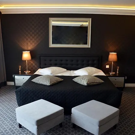 Hotel Mazurski Raj - Hotel, Marina & 3*