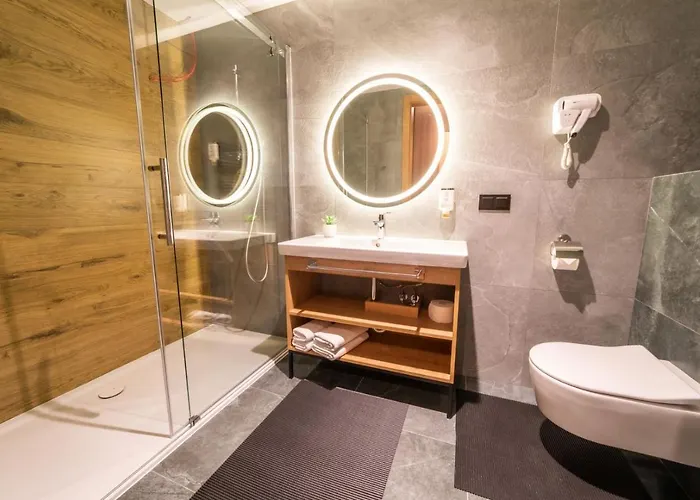 Mazurski Raj - Hotel, Marina&spa 4*