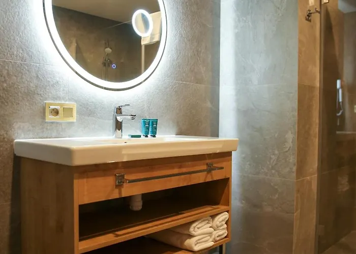 Hotel Mazurski Raj - Hotel, Marina&spa 4*